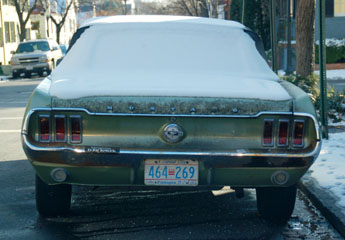 1967 or 1968 Ford Mustang convertible with 1984 baseplate no. 464-269