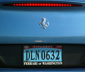 2007 base Office of Foreign Missions diplomat plate no. DLN0632. Click here to return to the OFM plates page.
