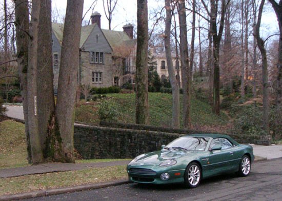 Aston-Martin Vantage